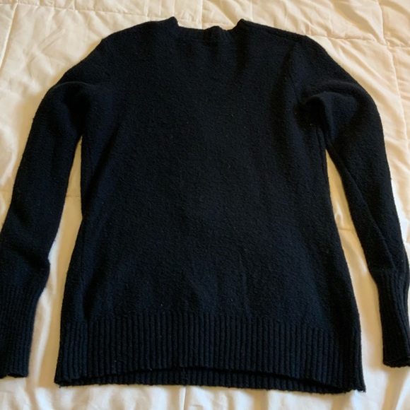 Womens low neck pullover sweater - Picture 4 of 5